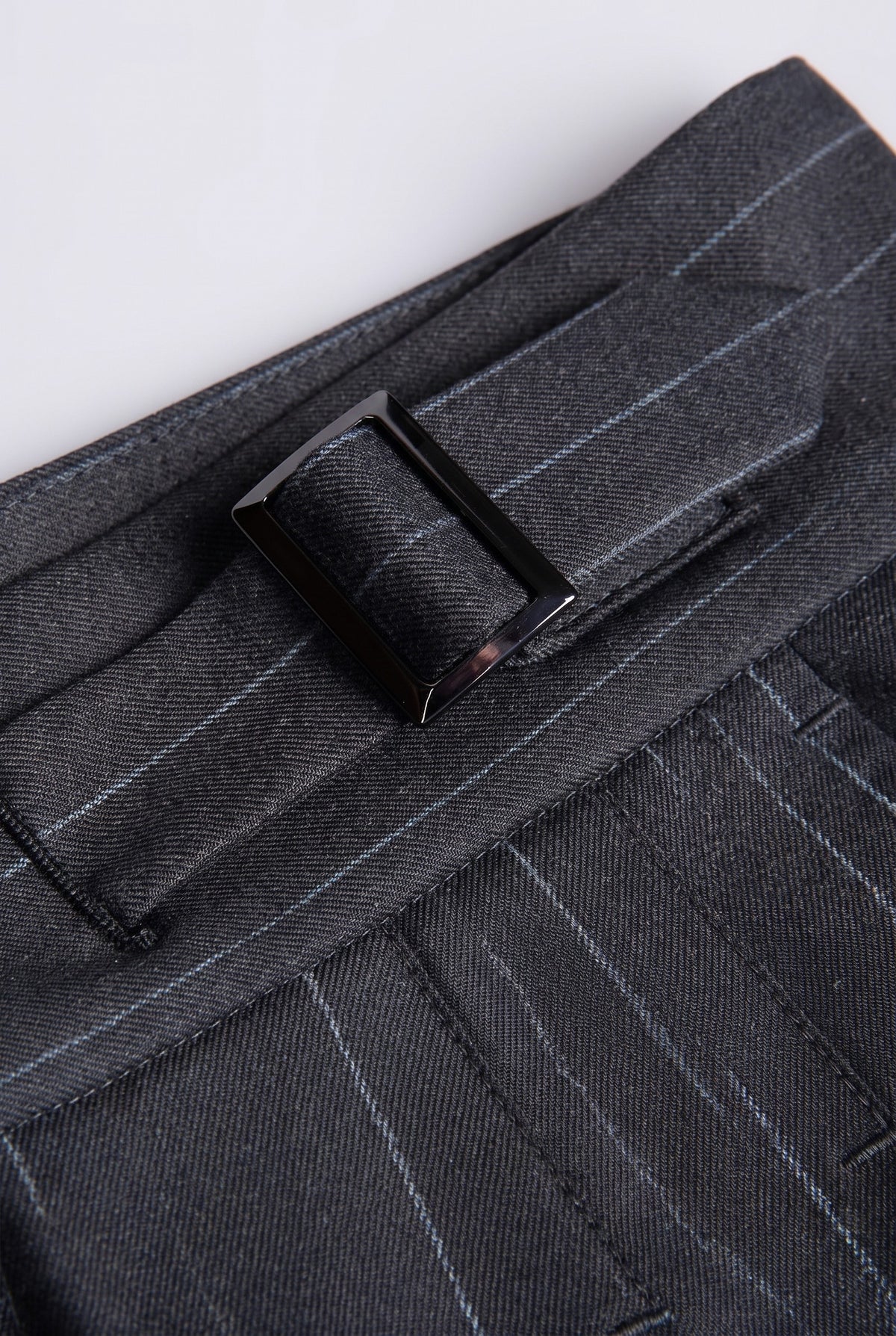 The Double-Breasted Suit in grey chalk stripe wool (DBV6492), side adjuster detail#Cloth_Grey Chalk Stripe